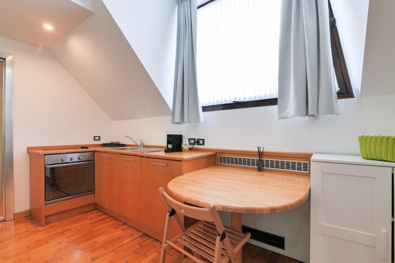 Duomo Luxury Apartment VIII Milan Luaran gambar